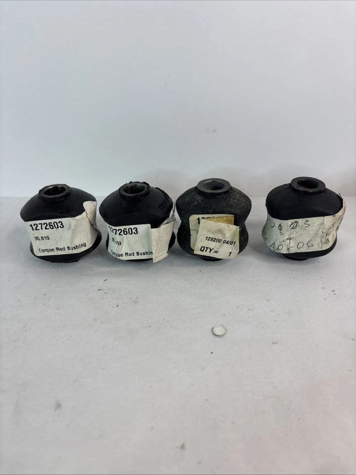 (4) Bujes de brazo de par para Volvo 265 264 245 244 242 y 164 1272603 Foto 1 de 4