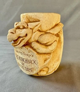 SELTEN 1996 Disney Crew Geschenk - Glöckner von Notre Dame Tasse geformt von Phil Young! - Bild 1 von 18