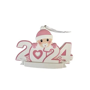 Nuevo 2024 Bebé Niña Personalizado Adorno de Navidad - Nuevo Adorno de Bebé - Imagen 1 de 2