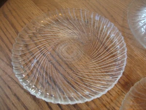 Vintage Arcoroc Meeresbrise Muster Wirbel Design, 3 Salat Mittagessen Snack Teller 7 1/2" - Bild 1 von 8