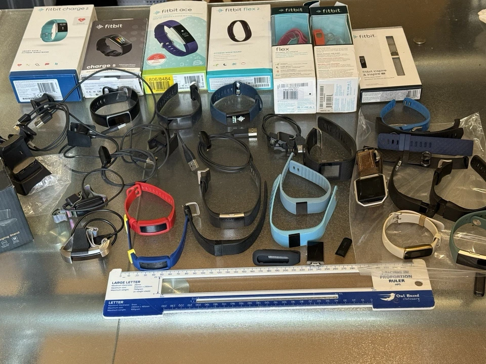 Fitbit Joblot ~15 Mixed Models/Condition UNTESTED for Parts/Repair Spares - Image 1 of 4