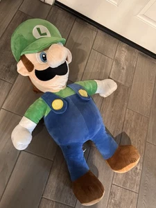 Jumbo 3 ft Luigi Plush Super Mario Bros. Nintendo - Picture 1 of 13