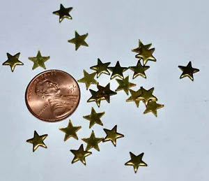 VINTAGE 24 TINY FLAT BRASS STARS 7mm. tiny metal stars SHINY SCRAPBOOKING - Picture 1 of 1