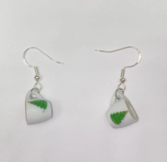 Pendientes de taza de té con estampado de árbol de Navidad ganchos de plata joyería navideña Foto 1 de 1