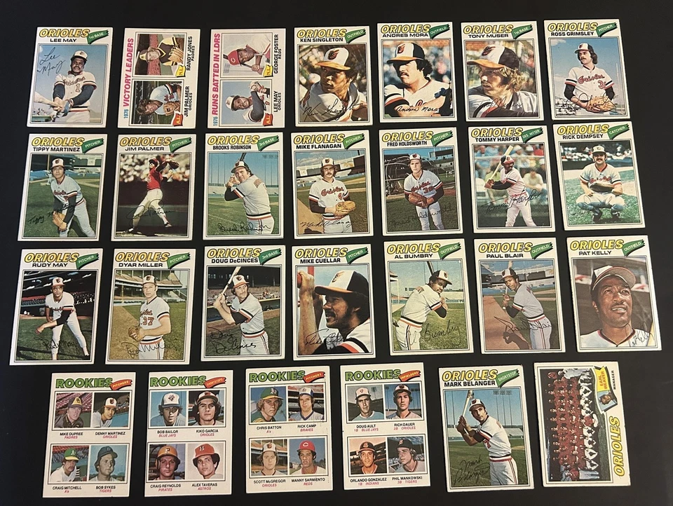 1977 Topps BALTIMORE ORIOLES Complete TEAM Set JIM PALMER Brooks ROBINSON Blair - Image 1 of 2