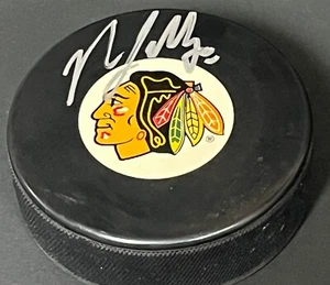 Nick Leddy Chicago Blackhawks Autographed Signed Puck Beckett Hologram - Picture 1 of 2