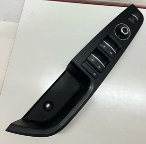 PULSANTIERA ALZACRISTALLI ANTERIORE SINISTRA LATO GUIDA ALFA ROMEO STELVIO - Foto 1 di 4
