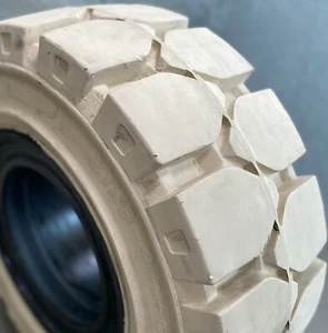 16x6-8 150/75-8 CLIP Non Markig Stapler Stapler Reifen Gabelstapler SE Vollgummi - Bild 1 von 3