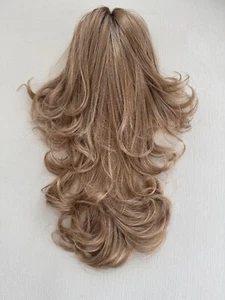 Women Blonde Synthetic Hairpiece Claw Clip-In Ponytail Layered 16 Inches - Picture 1 of 9