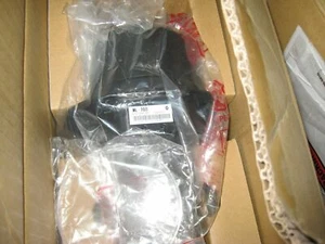 Hitachi ML703 Projector Lens - Medium Throw Zoom Lens - NEW - Picture 1 of 1