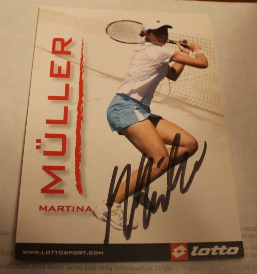 Martina Muller AUTOGRAPH ~ 4x6 Index Card ~ LOTTO - Image 1 of 1