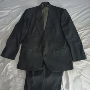 Vintage PIERRE CARDIN USA Made 2PC SUIT 44R 38x28 Houndstooth Two Button Ventle - Picture 1 of 10