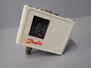 KP7W - DANFOSS - KP7W / Pressostat haute pression USED - Imagen 1 de 3