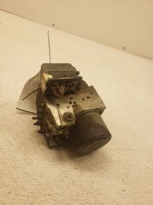 Conjunto de actuador y bomba de pieza de freno antibloqueo ABS Toyota RAV 4 2004 2005 FABRICANTE DE EQUIPOS ORIGINALES Foto 1 de 4