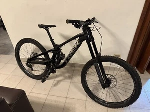 Trek Session 8 29 GX R2 2024 - Picture 1 of 10
