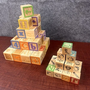 Lote de juguetes de construcción bloques alfabeto de madera Playskool tamaños surtidos - Imagen 1 de 8