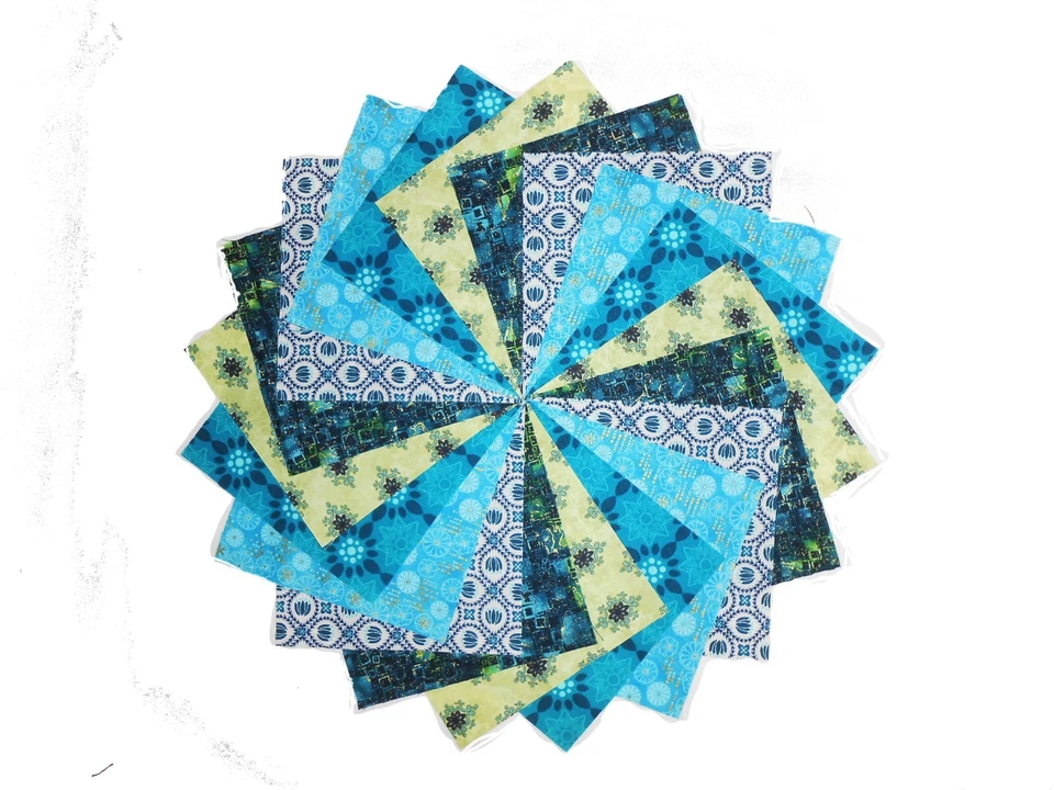 Paquete de 10 amuletos Stormy Seas de 10 pulgadas por Paintbrush/Riley Blake/5 combinaciones de colores Foto 1 de 1