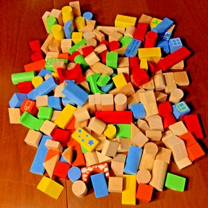 First Learning Wooden Blocks With Shape Sorting Lid Used - Over 175 Pieces - Picture 1 of 9