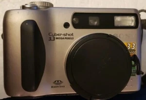 Vintage Sony Cyber-shot DSC-S75 3.3MP LCD Digital Camera please read condition - Picture 1 of 7