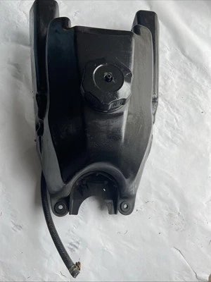 Tanque de combustible de gasolina Polaris 335 Sportsman 4x4 con tapa y llave Foto 1 de 3