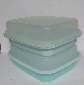 Tupperware Season N Serve (2) Two Shades Light Green #1294/95 with Clear Lids  - Picture 1 of 9