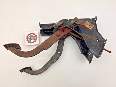 Chevrolet/GMC 1985 furgoneta transmisión manual embrague y montaje de pedal de freno Foto 1 de 4