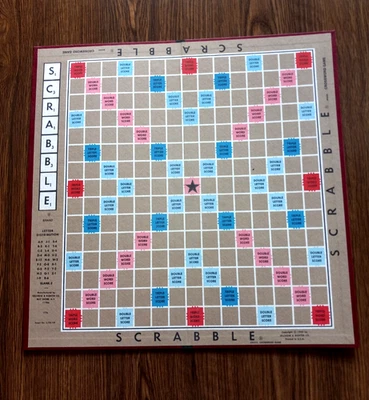 Scrabble Crossword Game Replacement Board Vintage 1982 EUC - Image 1 of 2