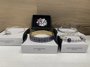 Avon Fashion Jewelry Bracelet Bundle With Pin - Picture 1 of 6