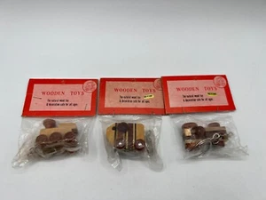 SEALED Lot of 3 Vintage Wooden Brown Train Locomotive Car Keychain Toy Taiwan - Picture 1 of 8