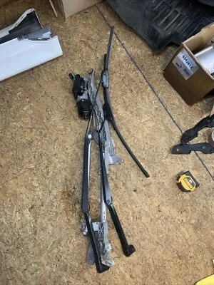 Limpiaparabrisas Evo X con motor Foto 1 de 2