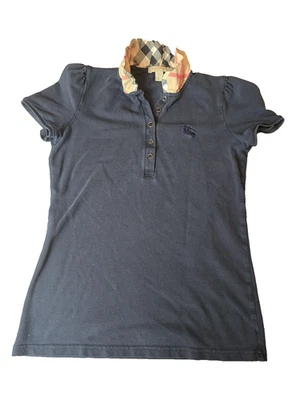 Polo Burberry Brit azul marino tejido panal cuello novacheck detalle Preppy Foto 1 de 4