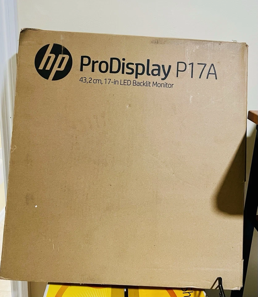 🔥HP PRODISPLAY  17"LED BACKLIGHT MONITOR 1280x1024 (P17A)- NEW IN BOX - Image 1 of 2