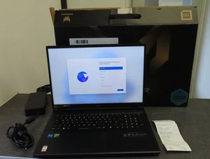 Acer Predator Helios PHN18 - 18" Gaming i7-14650HX 1TB SSD 16GB NVidia RTX 4060 - Bild 1 von 13