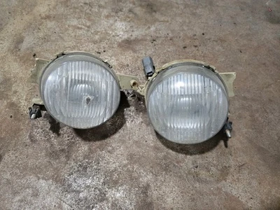 Par de luces antiniebla rotas para Honda Civic Del Sol 93-97 OEM Foto 1 de 4