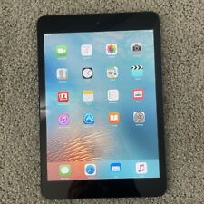 Apple iPad mini MD529LLA/A 1st Gen. 32GB, Wi-Fi 7.9in Black Tiny Scratch Corner