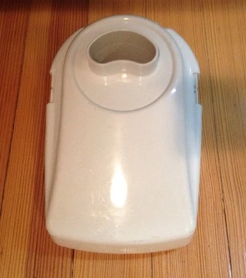 Extractor de Jugos Krups 267 Piezas, Tapa Tapa Superior con Canal Foto 1 de 4