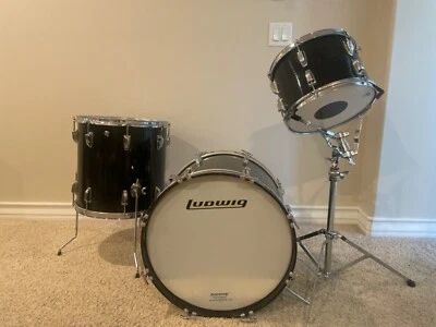 Ludwig 3 Piece Drumset 1960-1963 no serial number keystone badges. - Image 1 of 4
