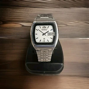 Vintage Orient Quartz Watch, Day And Date, Stainless Steel Band. Rare Watch. - Picture 1 of 10