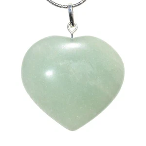 CHARGED Himalayan Green Aventurine Heart Pendant + 20" Chain & Selenite Charger - Imagen 1 de 8