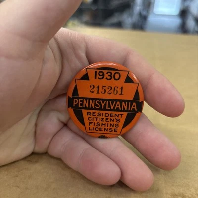 Pin de licencia de pesca Pennsylvania 1930 Foto 1 de 4