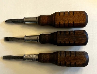 3 Vintage Screwdrivers Wood Handle Slotted Flathead All Approx. 5.5" MAC IRWIN - Image 1 of 4