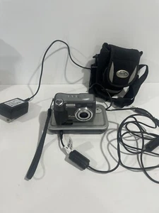 Kodak EasyShare DX7630 6.1MP Digital Camera Cables, Case, and Charger Parts Only - Picture 1 of 5