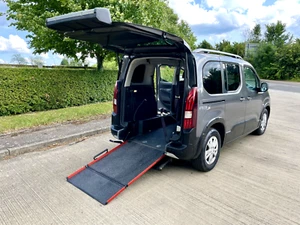 2019 PEUGEOT RIFTER ALLURE 1.5 HDI EURO 6 WHEELCHAIR ACCESSIBLE VEHICLE (WAV) - Picture 1 of 12