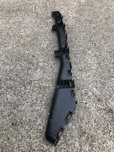 2023-2025 Honda CR-V OEM Rear Left Bumper Guide Spacer 71680-3A0-A01 - Picture 1 of 4