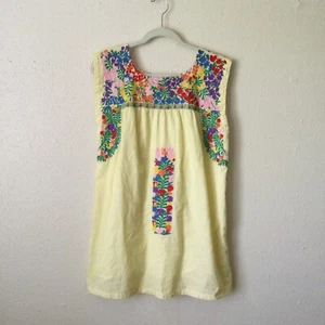 Vestido Mexicano J Marie Amarillo Rayas MEDIANO Bordado Floral Oaxaca - Imagen 1 de 10