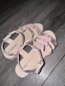 Walkright Rosalie Girls Pink Butterfly Flats Iridescent Sandal Size 2, 34-35 - Picture 1 of 6