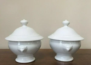 2 cuencos y tapa de sopa con cabeza de león de porcelana blanca francesa Apilco, de Francia - Imagen 1 de 7