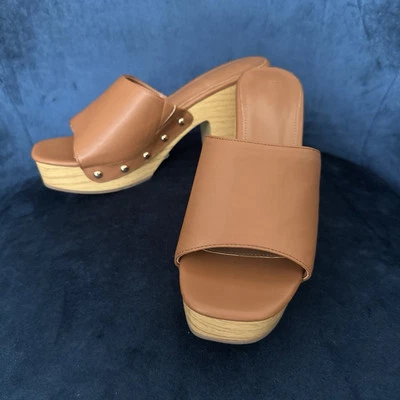 Salto tamanco de couro raposa Forever 21 cravejado com plataforma tamanho 7 salto robusto - Imagem 1 de 4