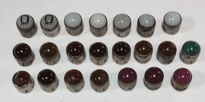 LOTE VINTAGE BLANCO 7 MORADO 3 VERDE 1 ÁMBAR 11 LUCES PANEL CRISTAL (BASE 5/16) Foto 1 de 4