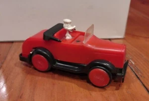 Vintage Donald Duck Driving Old Red Car - Picture 1 of 9